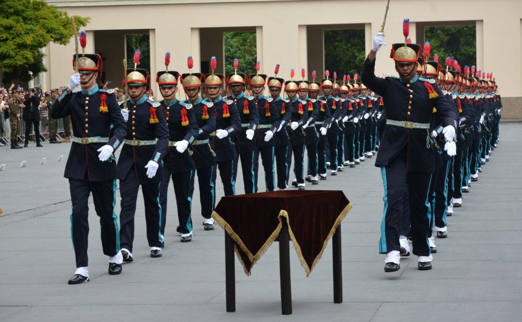 AMAN realiza Cerimônia de Entrega de Espadas e celebra formação de novos Aspirantes a Oficial