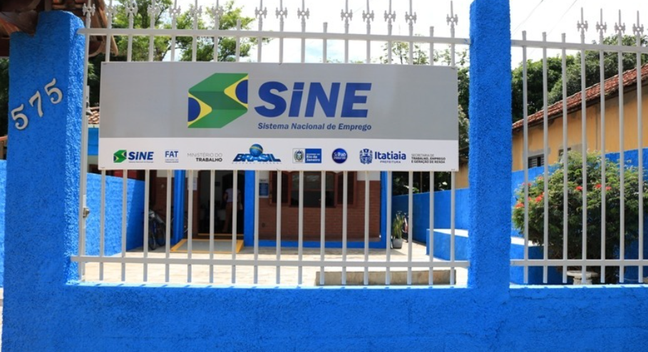 Mutirão de entrevistas em Itatiaia oferece vagas de atendente no McDonald’s