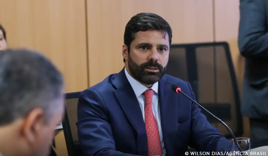 Ex-diretor jurídico da CSN assume interinamente o Ministério da Justiça