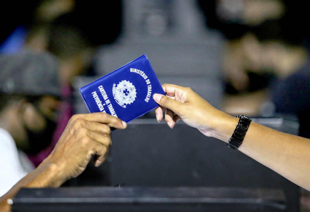 Governo do estado divulga esta semana mais de 2 mil oportunidades de emprego formal, estágio e jovem aprendiz