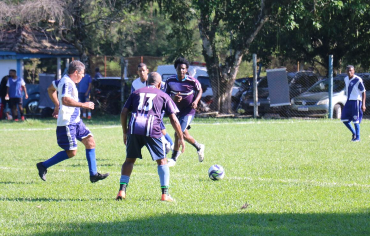 Campeonato Veterano de Futebol Society começa em Quatis com jogos movimentados
