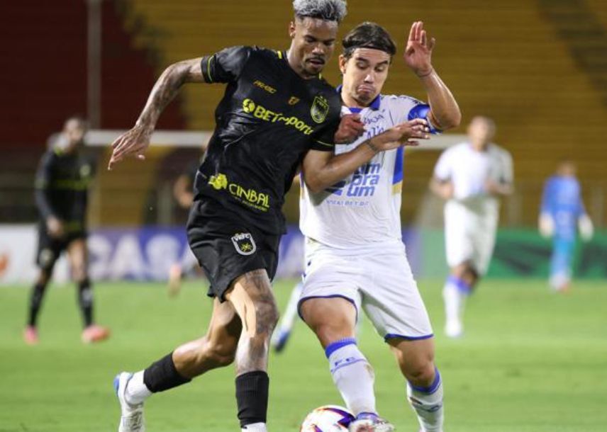 Volta Redonda sofre empate nos acréscimos e decide vaga na final fora de casa
