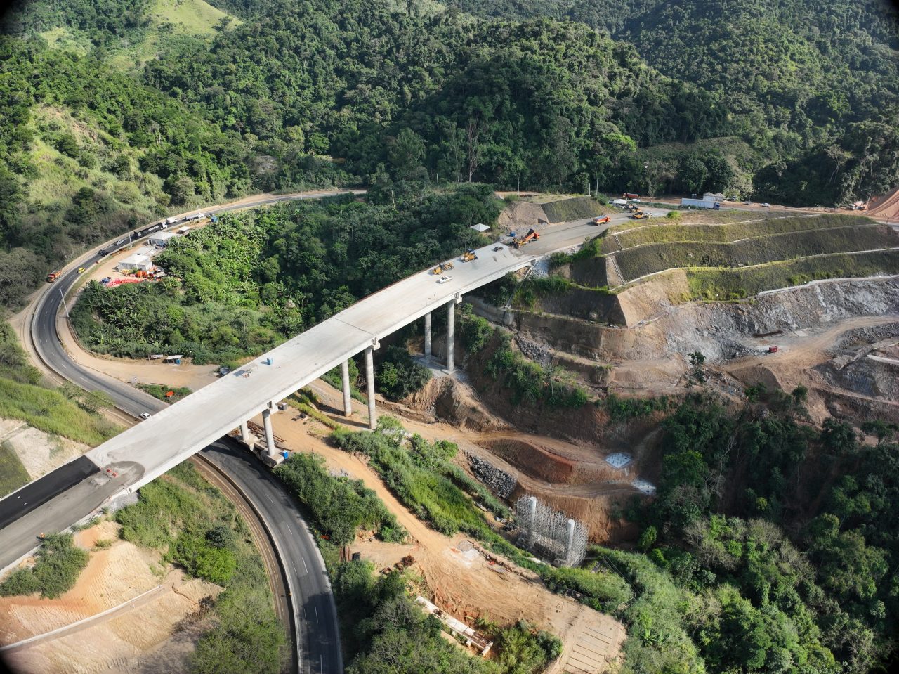 Interdições na Serra das Araras vão bloquear pista sentido São Paulo nesta semana