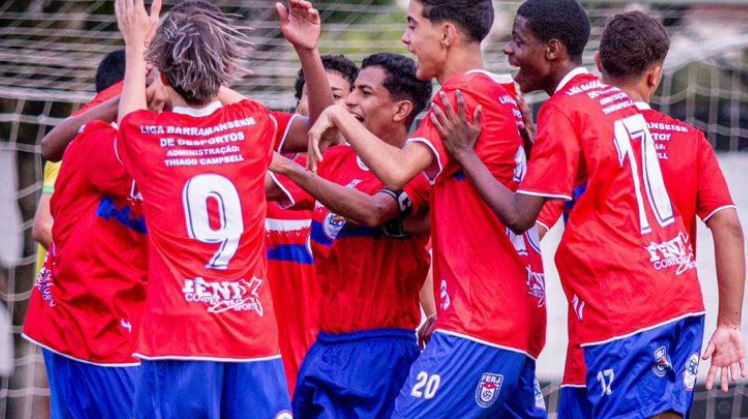 Liga Barramense goleia Resende e avança à semifinal do Regional Sub-17
