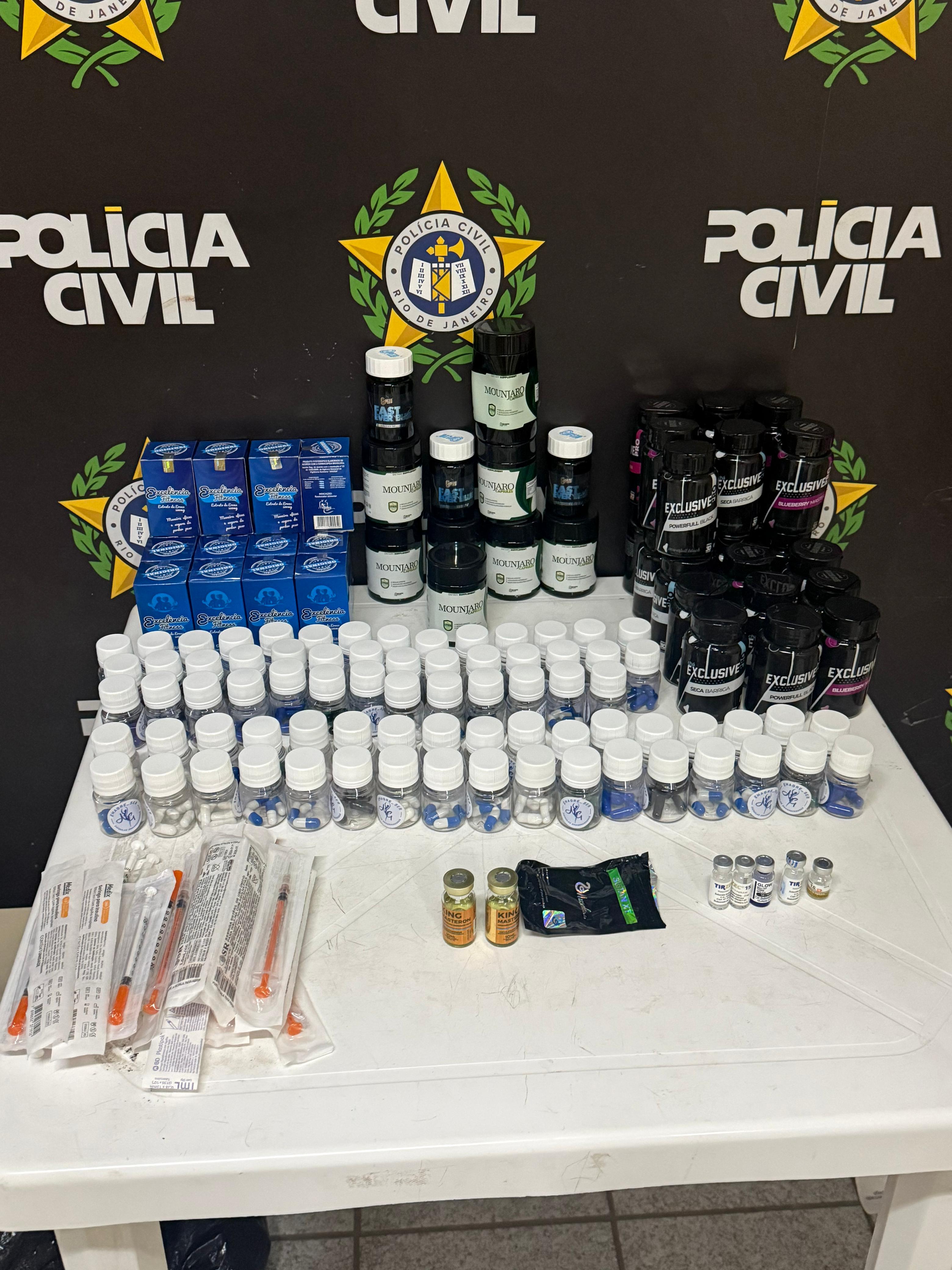 Operação apreende mais de 100 frascos de medicamentos para emagrecimento vendidos de forma irregular em Volta Redonda