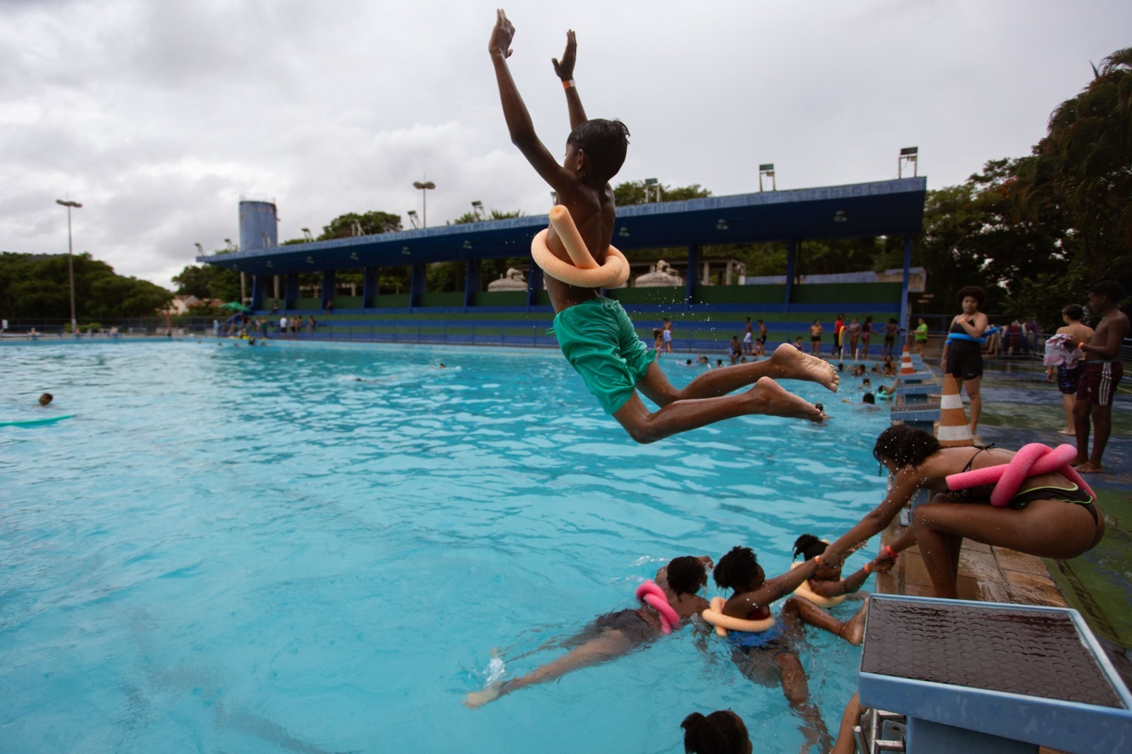 Parque Aquático Municipal de Volta Redonda amplia horário de funcionamento durante as férias escolares de julho