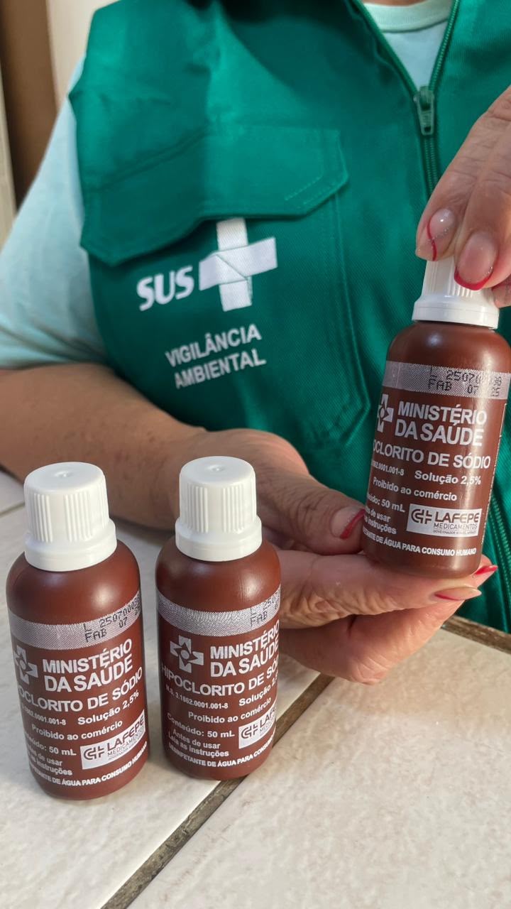 Itatiaia mantém distribuição gratuita de hipoclorito para garantir água segura e prevenir doenças
